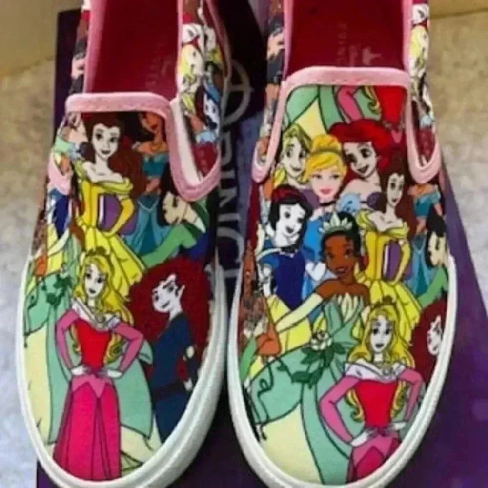 NEW Disney Princess Pink Slip On Low Top Sneakers Shoes Loafers Girls Size 4 NWT
